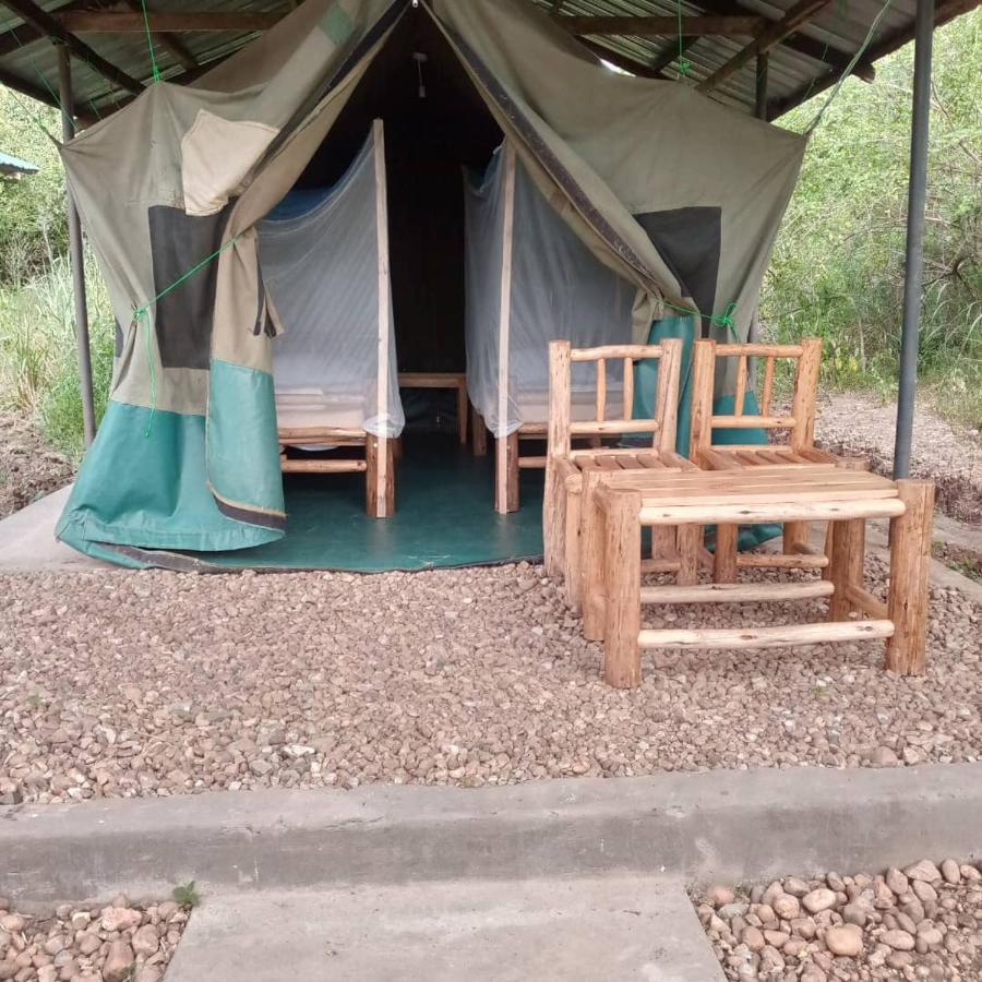 Hotel Murchison Giraffe Camp Paraa Exterior foto